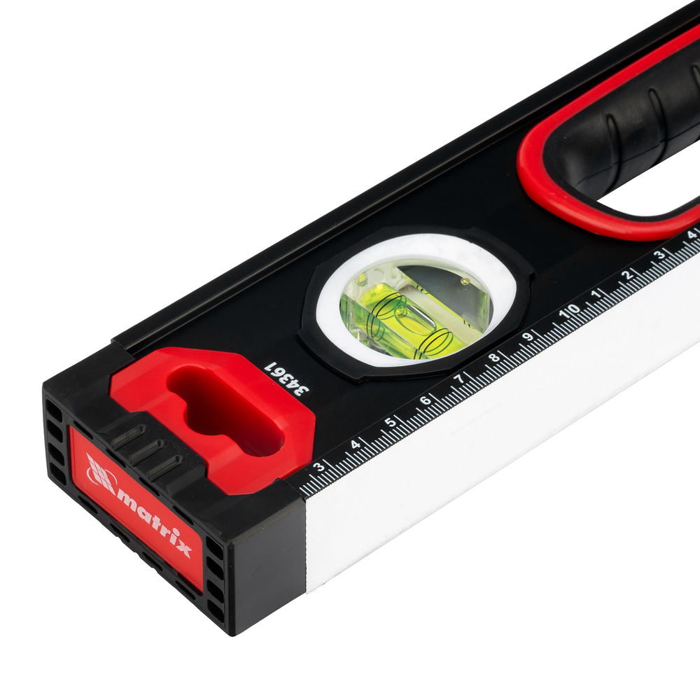 Уровень алюминиевый, усиленный, фрезерованный, 3 глазка, двухкомпонентные рукоятки, 600 мм Matrix (34361)