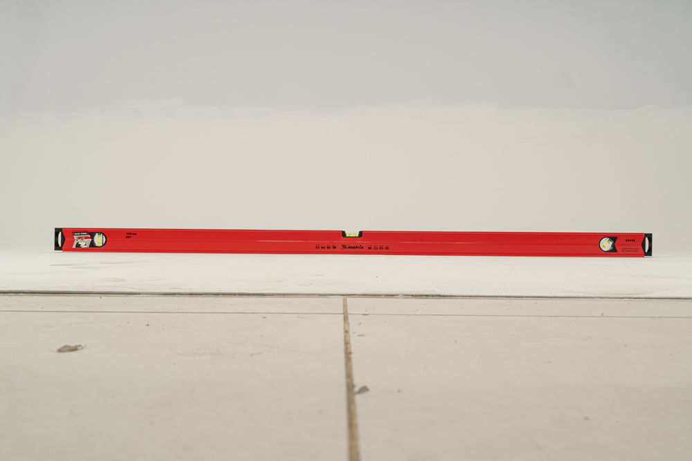 Уровень алюминиевый магнитный, 1500 мм, фрезерованный, 3 глазка (1 зеркальный) усиленный Matrix (34715)