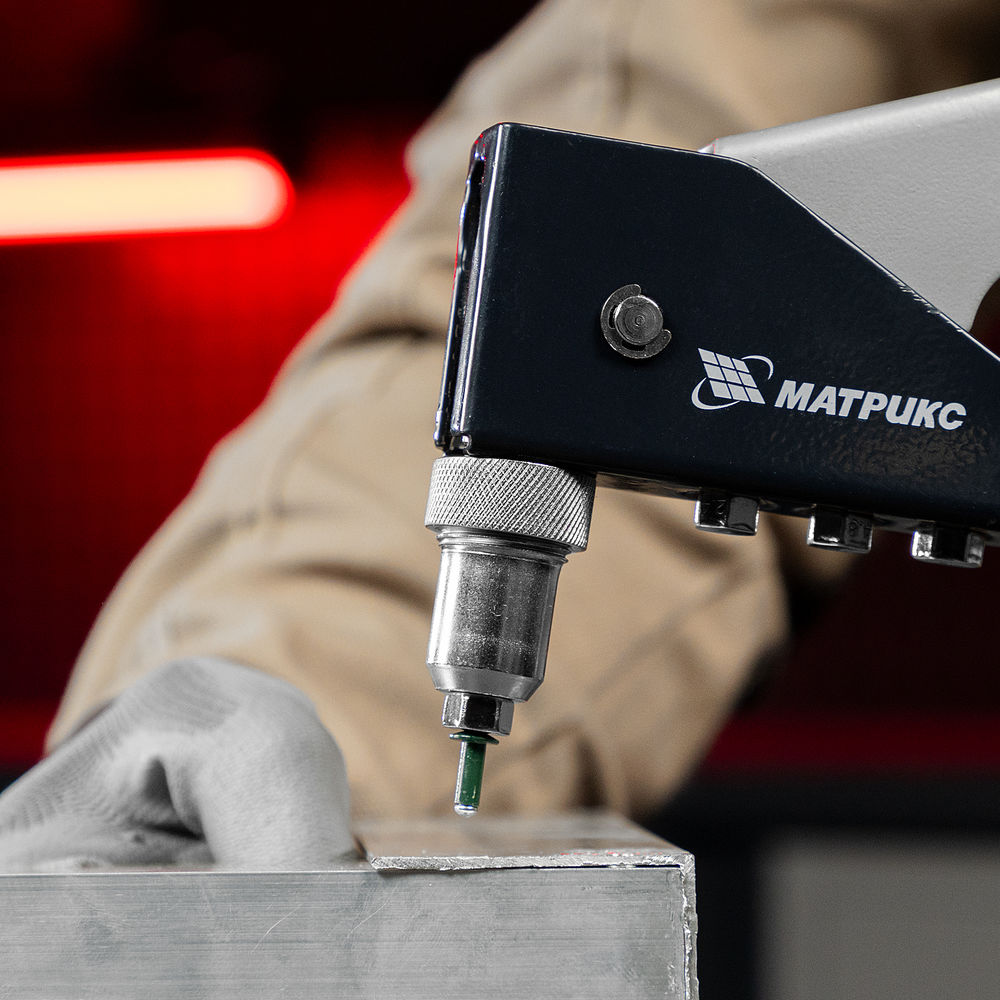 Заклепочник, 250 мм, переставной 0-90 градусов, заклепки 2.4-3.2-4.0-4.8 мм Матрикс (40527)