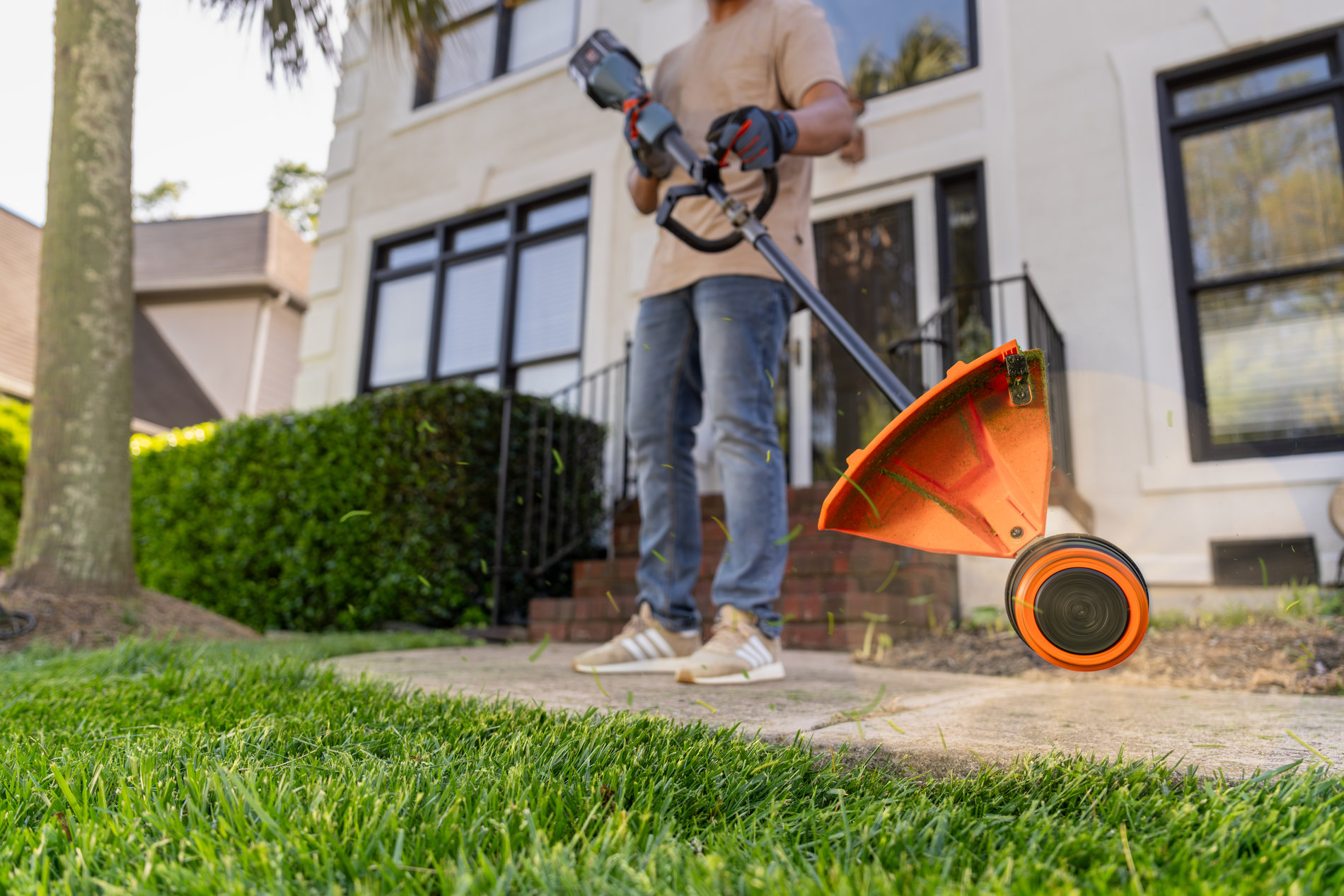 Триммер аккумуляторный, серия X6, 60В, 40 см., бесщ.мотор, без АКБ и ЗУ