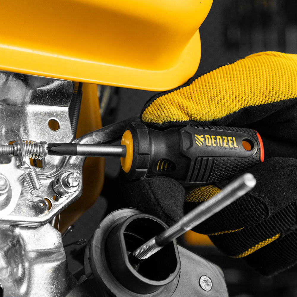 Отвертка, PH2х38 мм, S2, 3к рукоятка Denzel (121867)