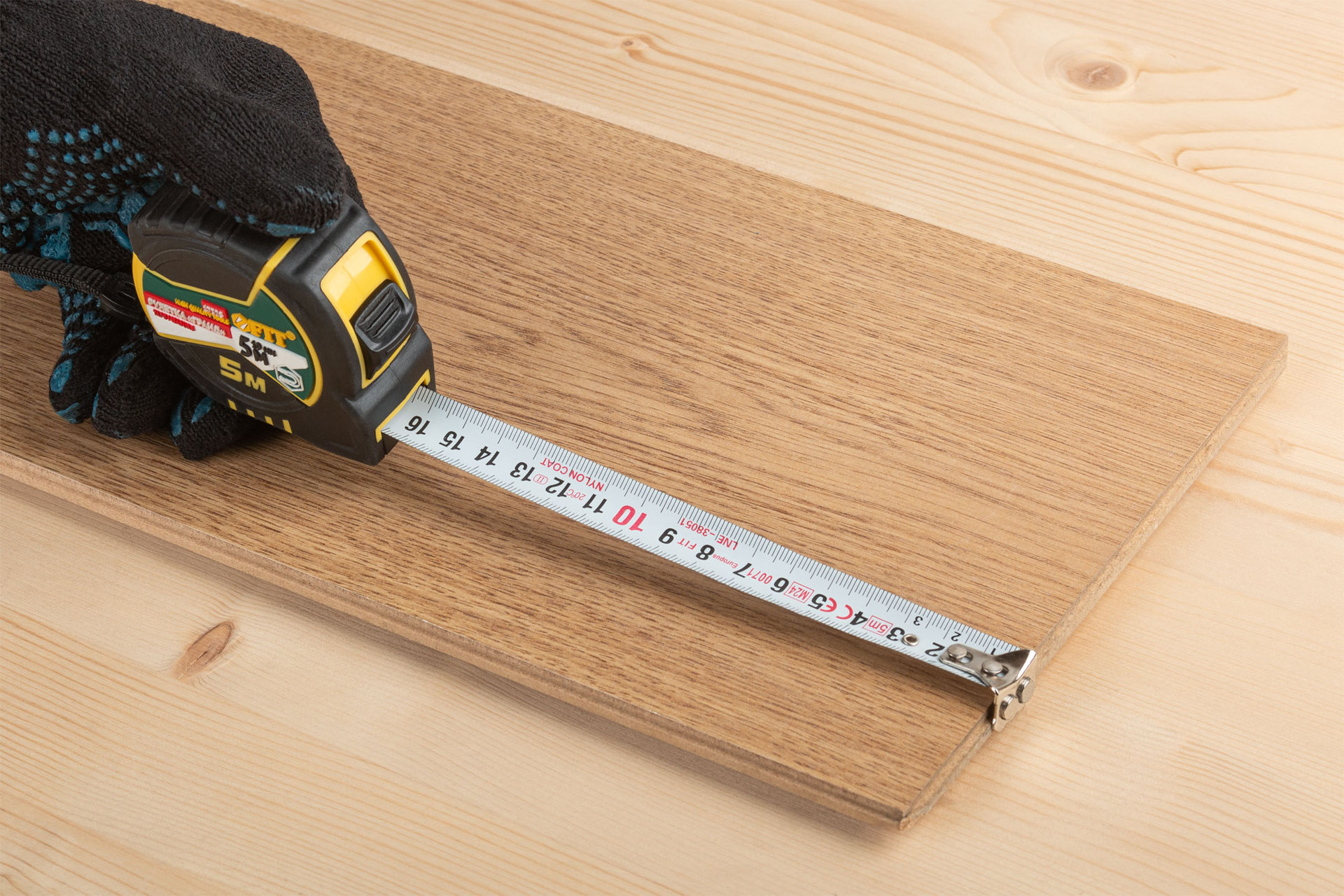 Рулетка Гранд, калибр.лента, нейлон.покр., магн.крючок, двойной стопор, прорезин.корпус 5 м х 19 мм