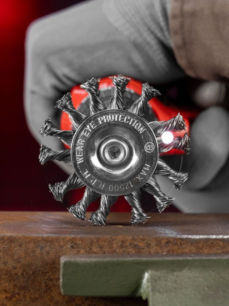 Щетка для дрели, 75 мм, плоская со шпилькой, крученая металлическая проволока Matrix (74430)