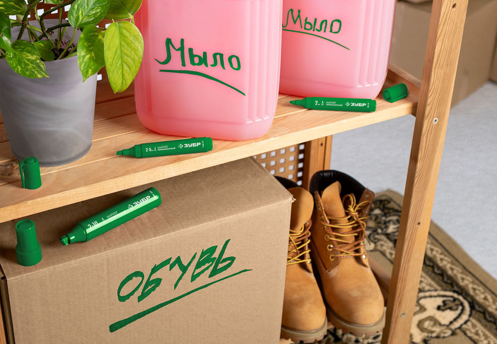 Перманентный маркер клиновидный МП-300К зеленый, 2-5 мм ЗУБР 06323-4