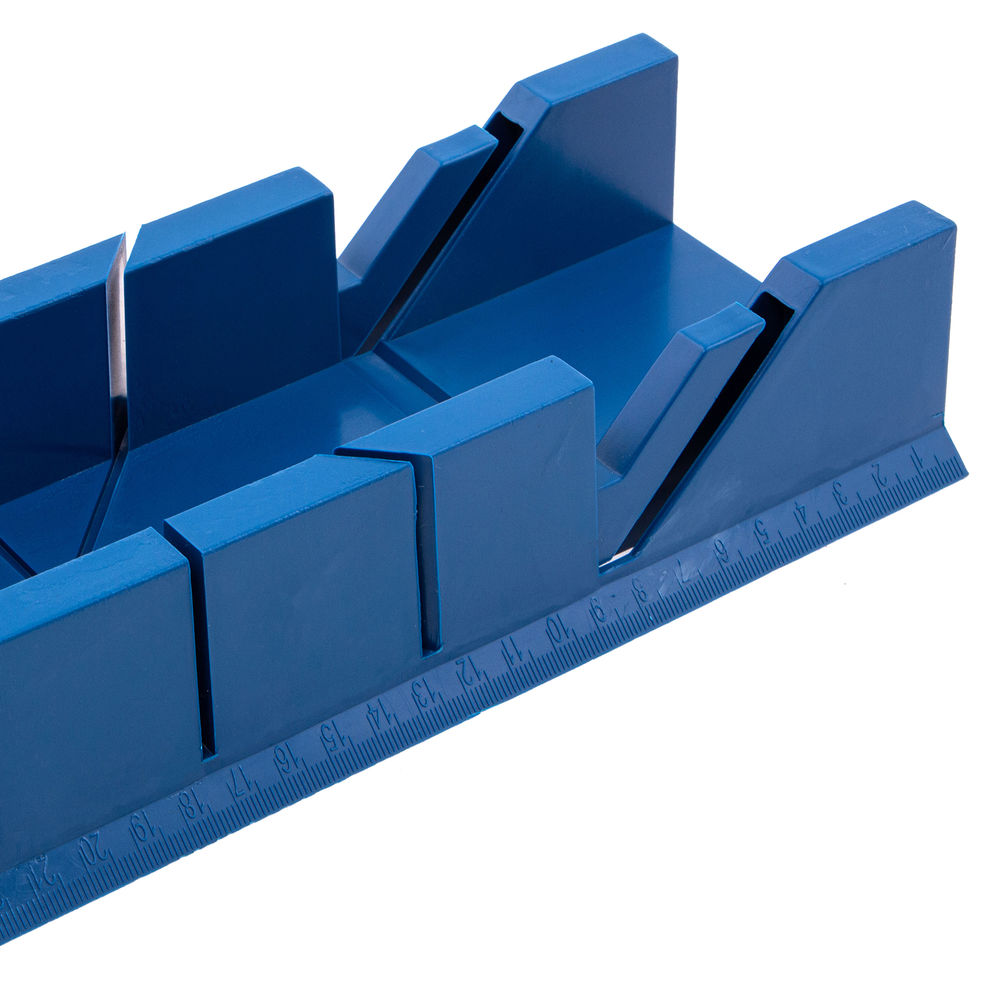 Стусло пластиковое, 300 х 65 мм, 4 угла для запила Сибртех (22571)