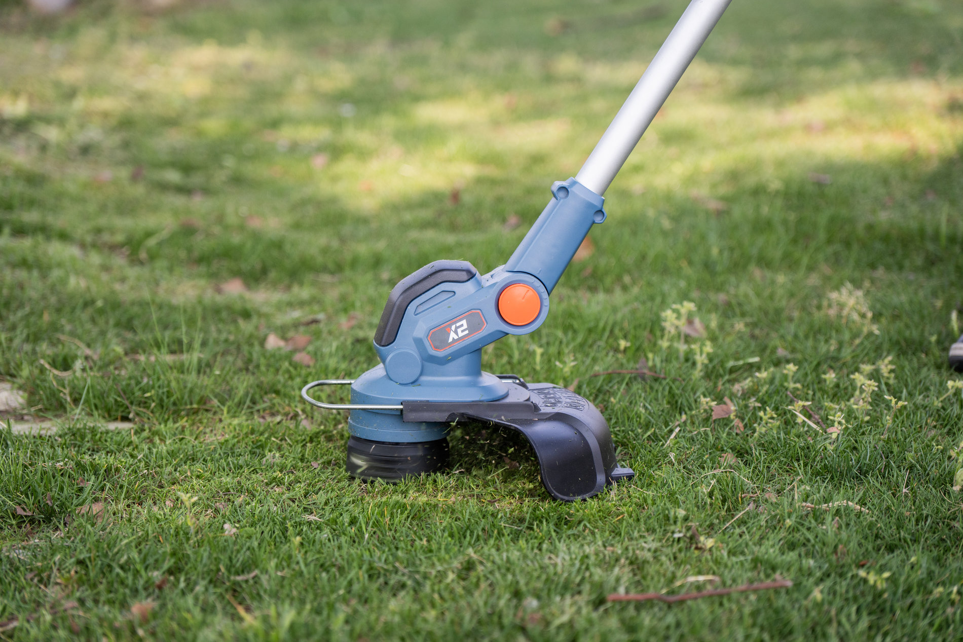 Триммер аккумуляторный, серия X2, 20В, 30.5 см., с 1 АКБ, 1 ЗУ