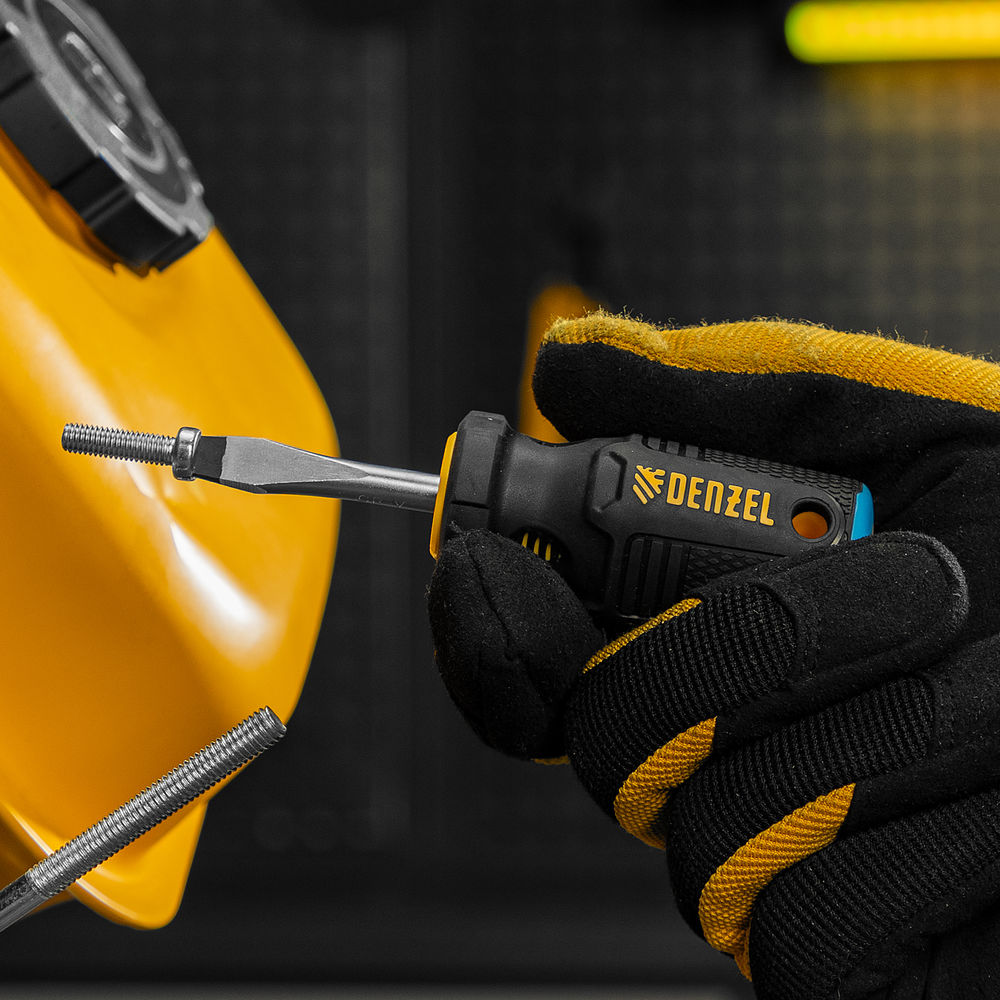 Отвертка SL6x38 мм, CrV, трехкомпонентная рукоятка Denzel (12201)