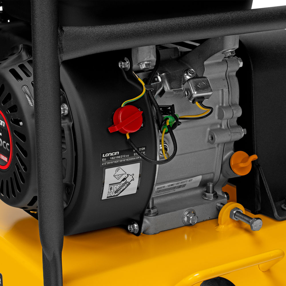 Виброплита бензиновая VC-12, 12 кН, 45*35 см, 196 см3 Denzel (97041)