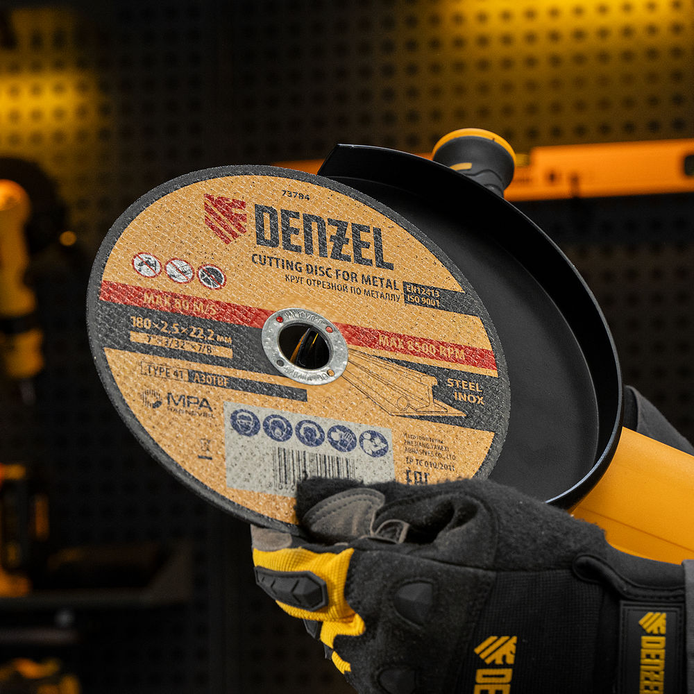 Круг отрезной по металлу, 180 х 2.5 х 22.2 мм Denzel (73784)