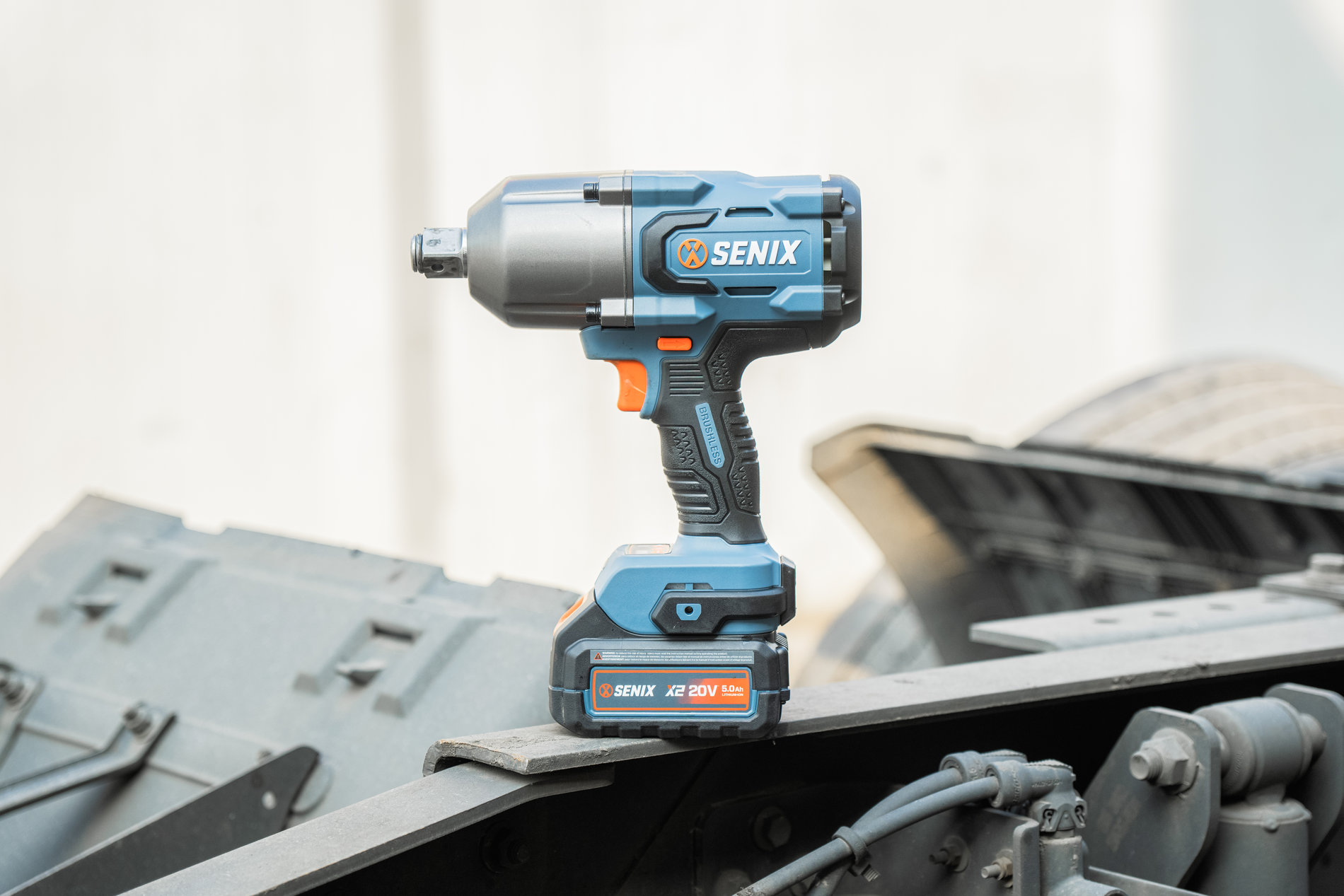 Импульсный гайковерт 3/4, 1500 Нм, без АКБ и ЗУ X2 20В