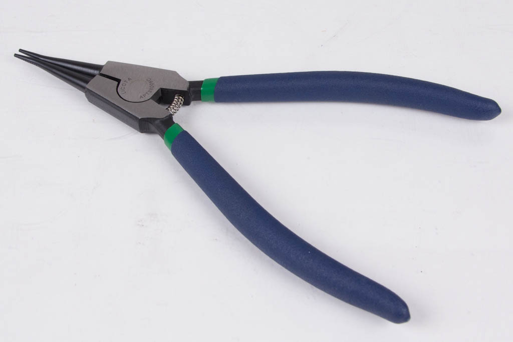 Съемник стопорных колец японский тип разжим прямой 125 мм Licota APT-38008A