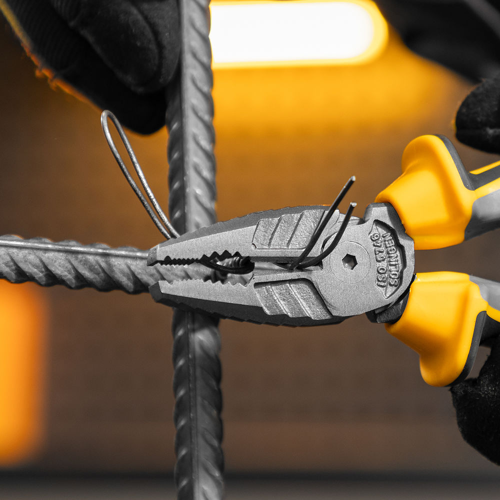 Плоскогубцы комбинированные 180 мм, трехкомпонентные рукоятки Denzel (17081)