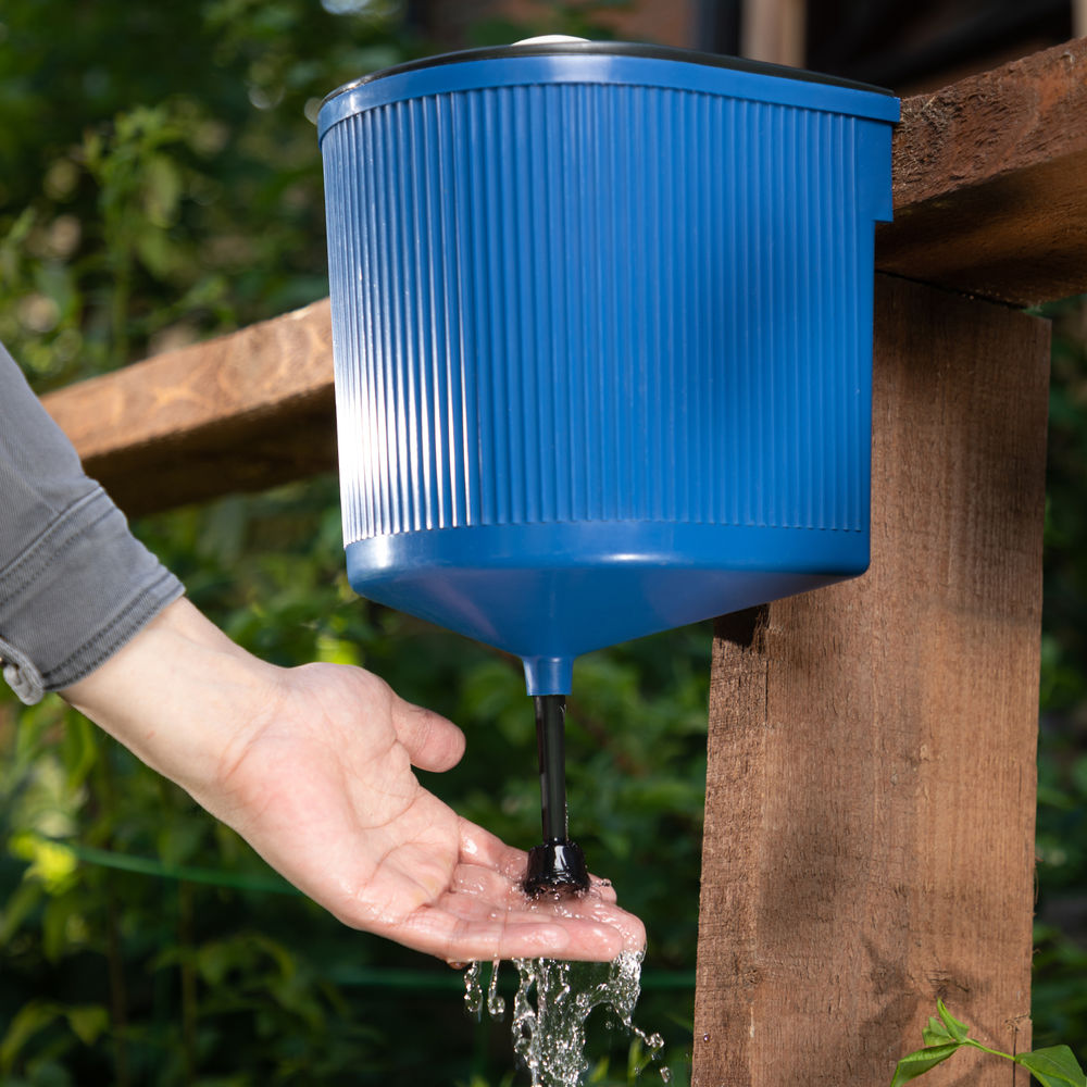 Умывальник пластмассовый 5 л, с краном и крышкой (67561)