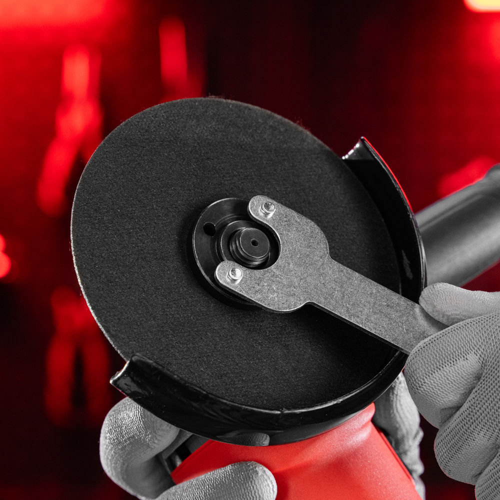 Машина шлифовальная угловая MAG125-800, 800 Вт, 125 мм, 12000 об/мин MTX (26981)