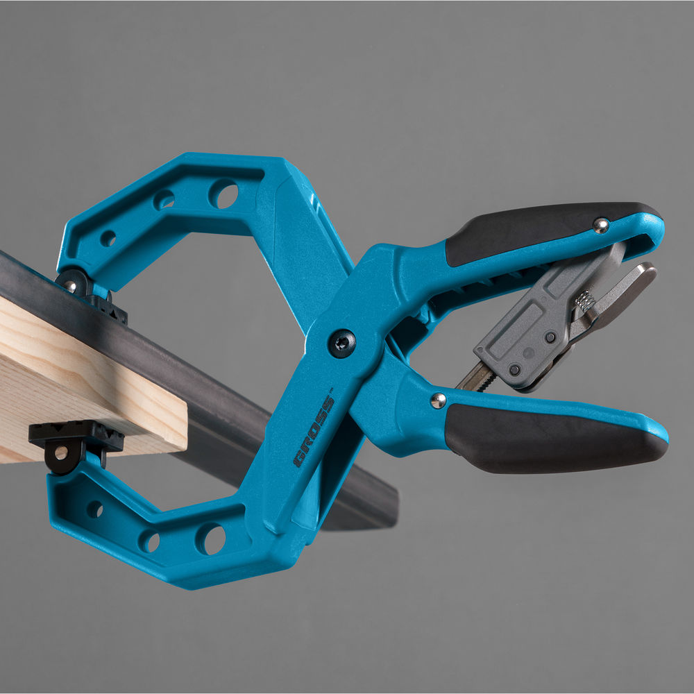 Струбцина клещеобразная 4, пластиковый корпус, храповой механизм жесткой фиксации, 100 мм Gross (20805)