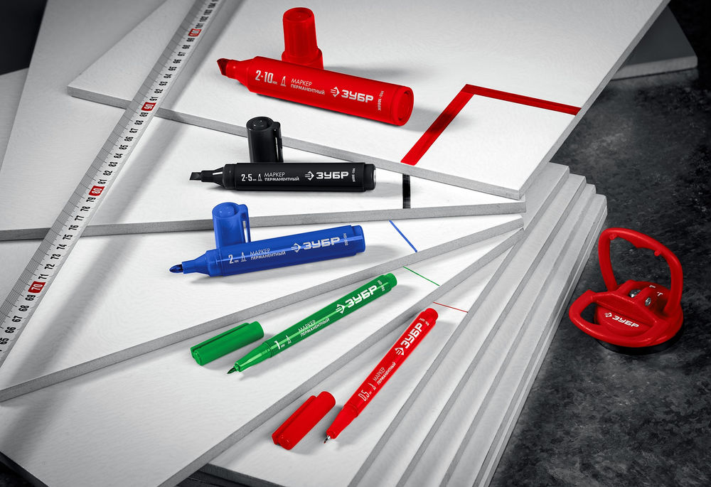 Перманентный маркер клиновидный МП-300К синий, 2-5 мм ЗУБР 06323-7