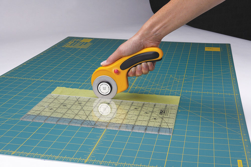 Нож с круговым лезвием 60 мм OLFA OL-RTY-3/DX