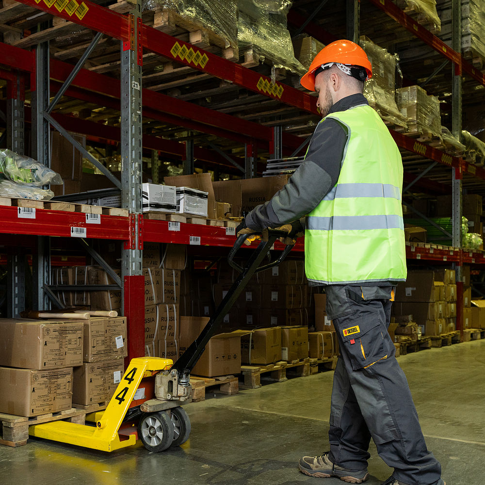 Каска защитная ударопрочная, ABS/PC, плавная регулировка, модель «Форвард» (К-05)оранж. Denzel (89206)