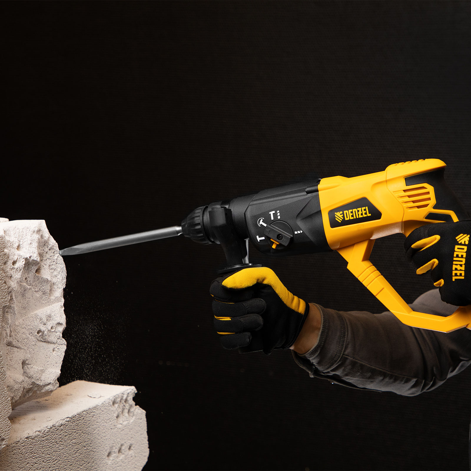 Перфоратор электрический RH-1050-26, SDS-plus, 1050 Вт, 3.2 Дж, 3 плюс 1 режим Denzel (26608)