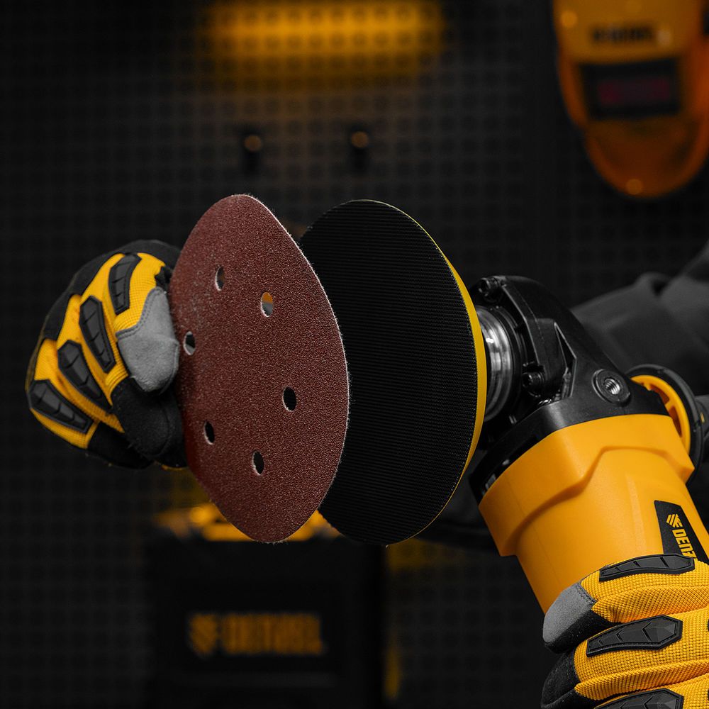 Тарелка опорная для дрели и УШМ с липучкой, 150 мм, мягкая, с адаптером c М14 на d8 Denzel (76249)