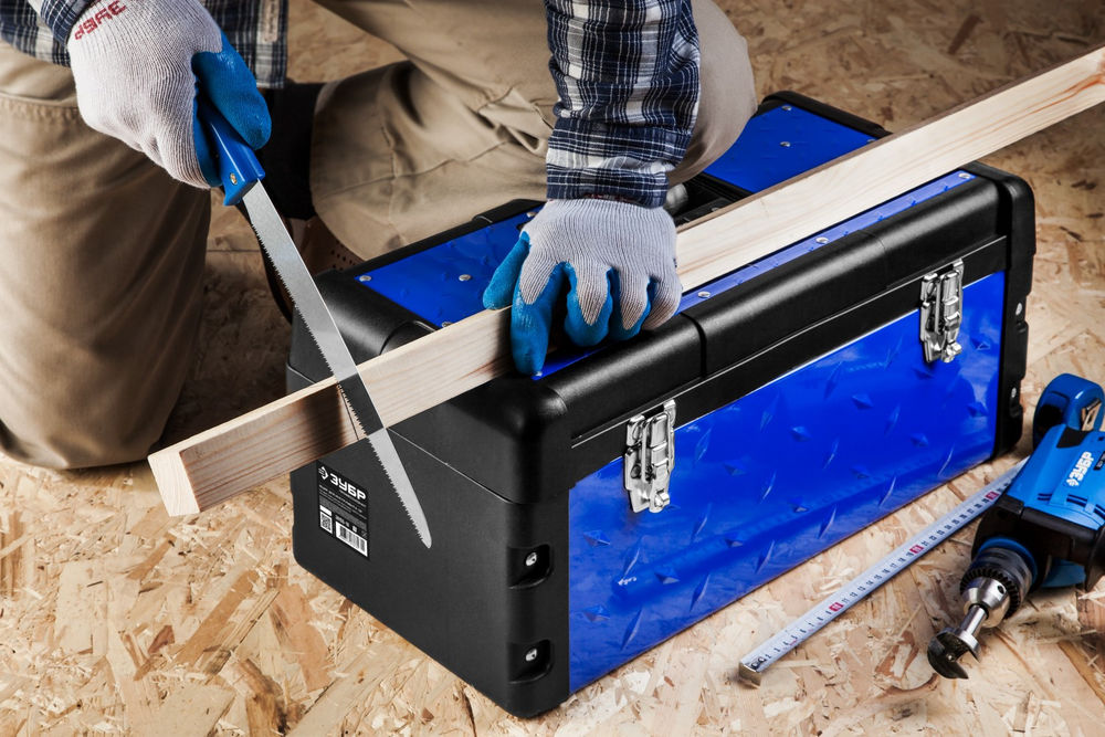 Металлический ящик для инструментов 470 x 240 x 215 мм 18 Профессионал ЗУБР СПЕЦ-18 38155-18