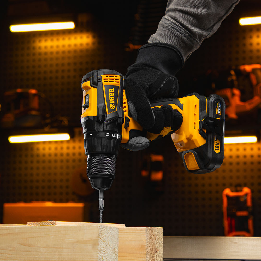 Дрель-шуруповерт аккумуляторная, бесщет. BLDL-IB-18-0, Li-Ion, 18 В Denzel (26122)