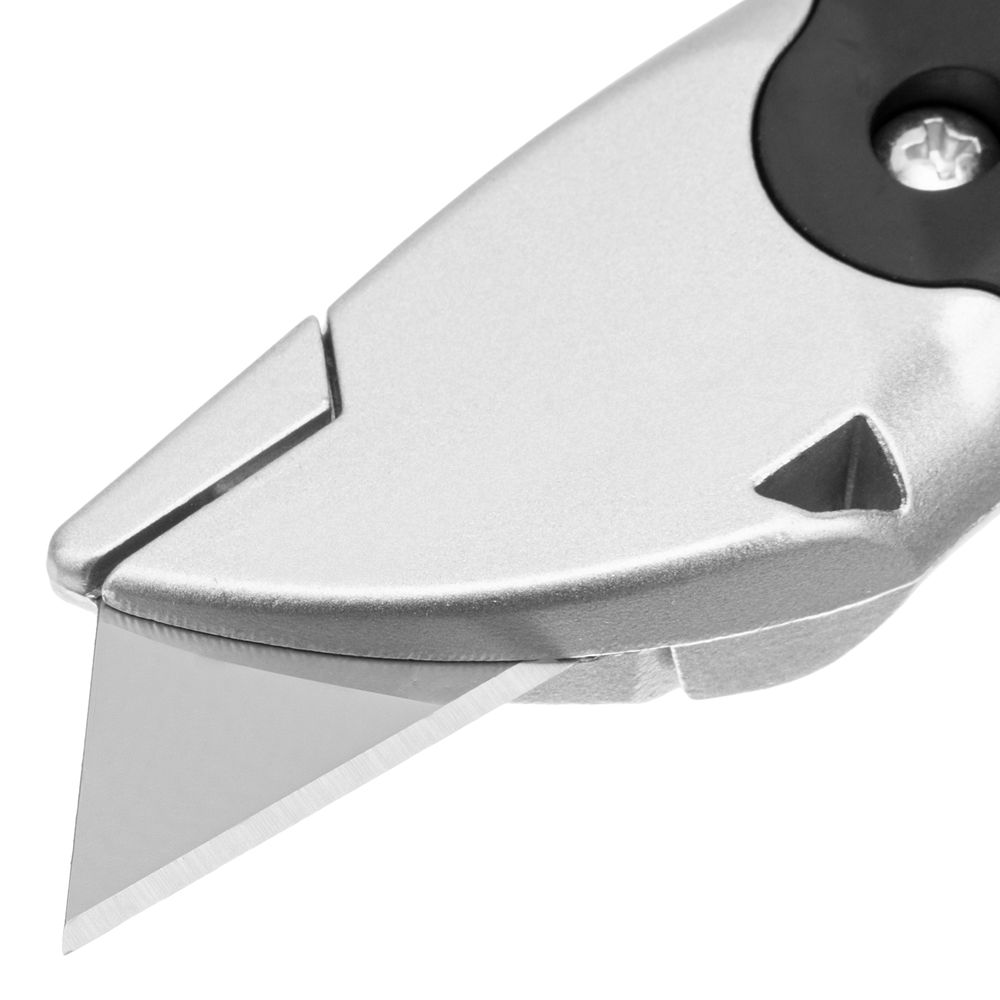 Нож для напольных покрытий и мягкой кровли Matrix (78979)