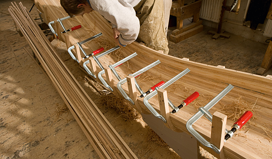 Струбцина цельнометаллическая 300/140, 6 кН, деревянная ручка GZ30 BE-GZ30