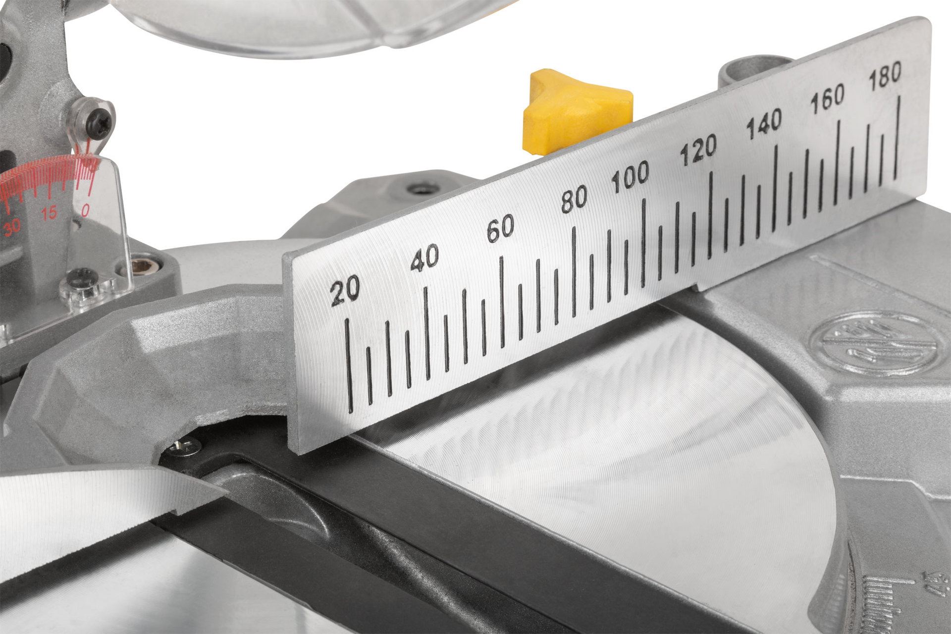 Пила торцовочная 1400 Вт; 4500 об/мин; 210/30 мм; 6,5 кг; рез. накл.; б/с щеток; блок шпинд.; коробка (80415)