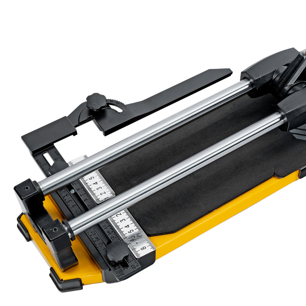 Плиткорез 600х14мм, цельнометал. напр., каретка на подш., стальная станина, рукоятка-пенал Denzel (877008)