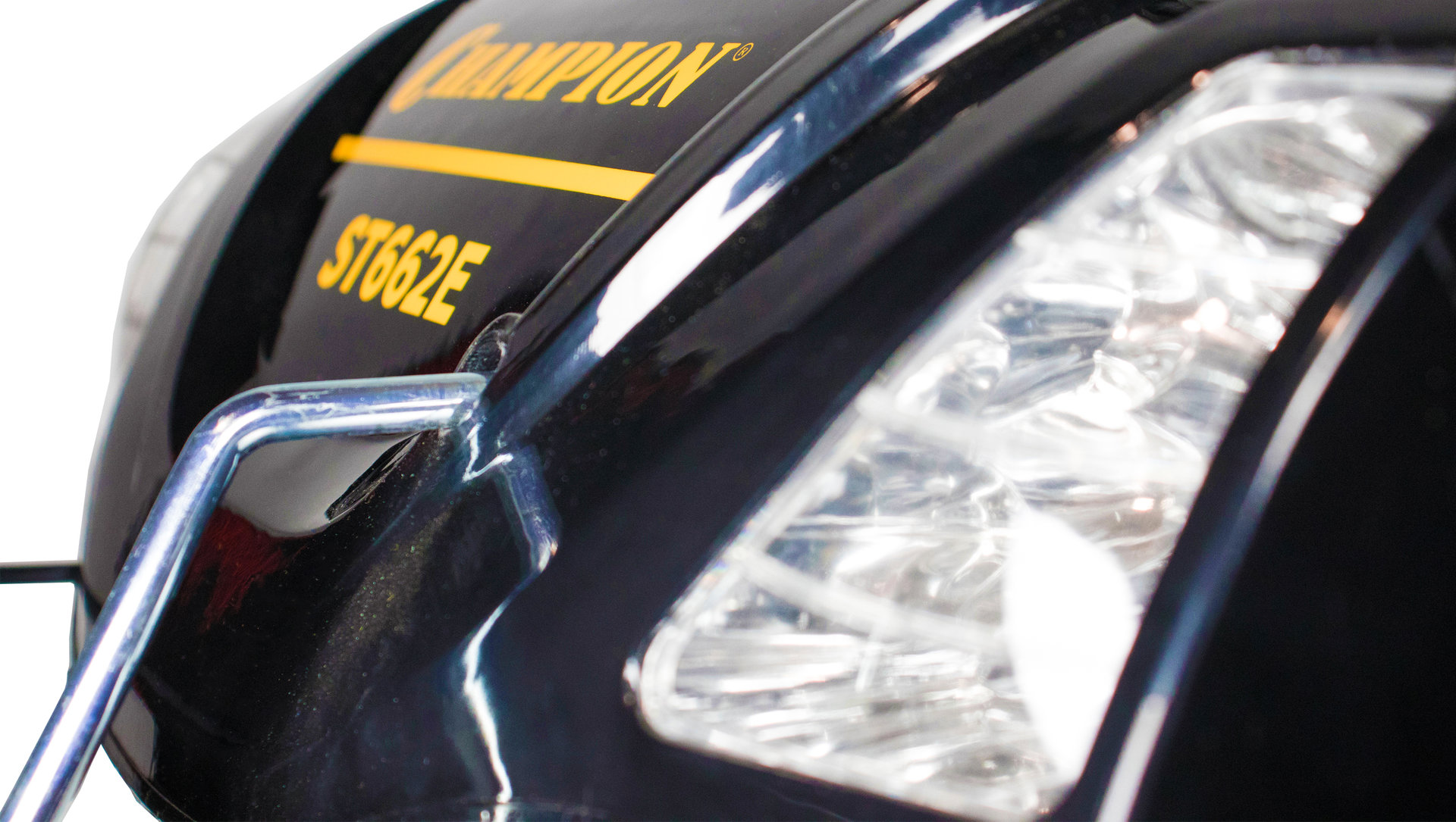 Снегоотбрасыватель CHAMPION ST662E (6,5лс61см6F/2Rколеса3,6л80,5кг эл.стартер, фары, обогрев рук) (ST662E)