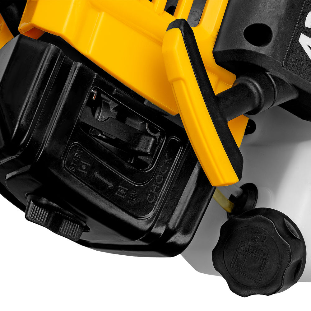 Триммер бензиновый DT 43S, 43 см3, 2.5 л. с, разъемная штанга, состоит из 2 частей Denzel (96225)