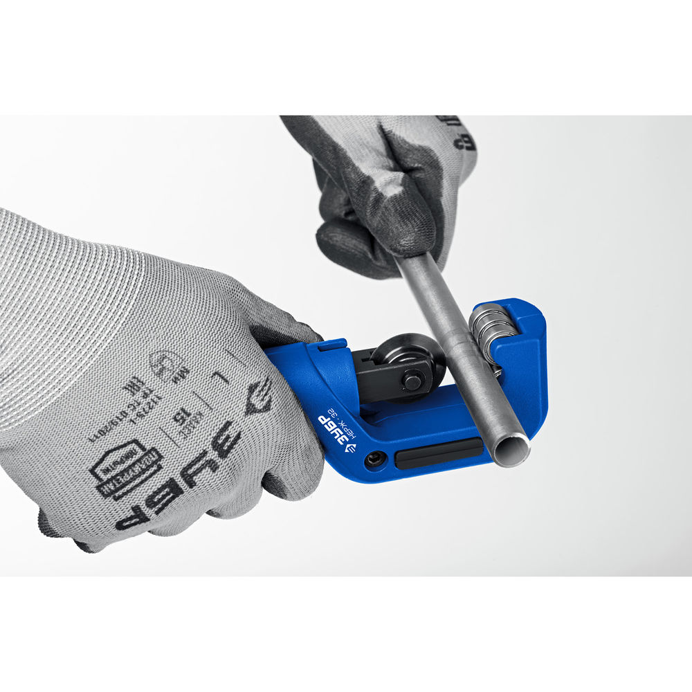 Труборез для нержавеющей стали Нерж-32, 4 - 32 мм, на подшипниках ЗУБР Профессионал 23832