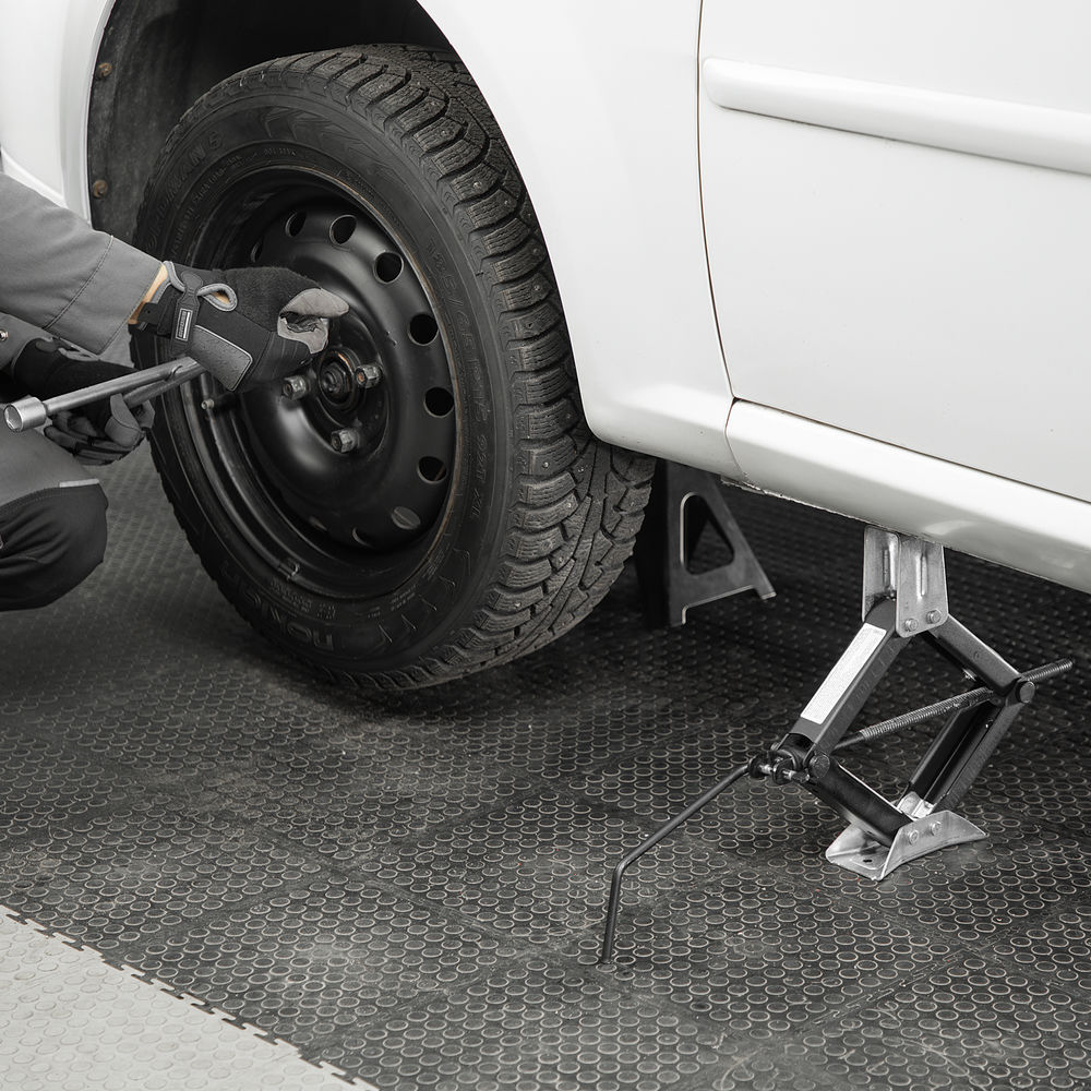 Домкрат ромбический винтовой универсальный ТУ 5.16-469-0213-04, 1.2 т, 135-410 мм Россия (50385)