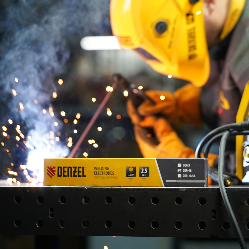 Электроды DER-46, диам. 3 мм, 2,5 кг., рутиловое покрытие Denzel (97504)