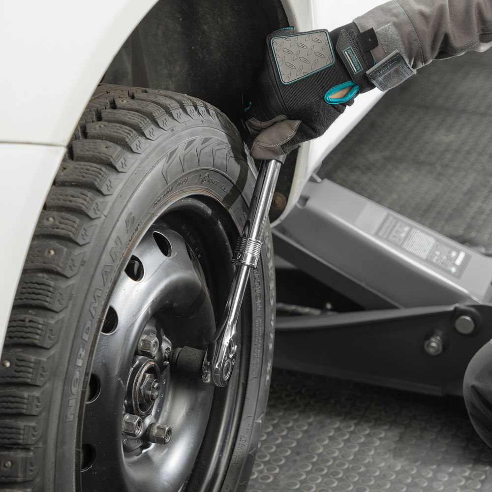 Ключ-трещотка телескопический 1/2, 305-445 мм, CrV, 72 зуба, с быстрым сбросом, хром Gross