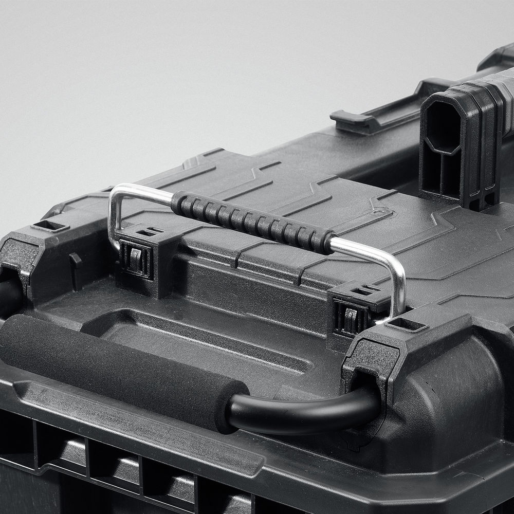 Ящик-тележка пластиковый (28) на колесах ROC PRO GEAR 2.0 KETER 38375