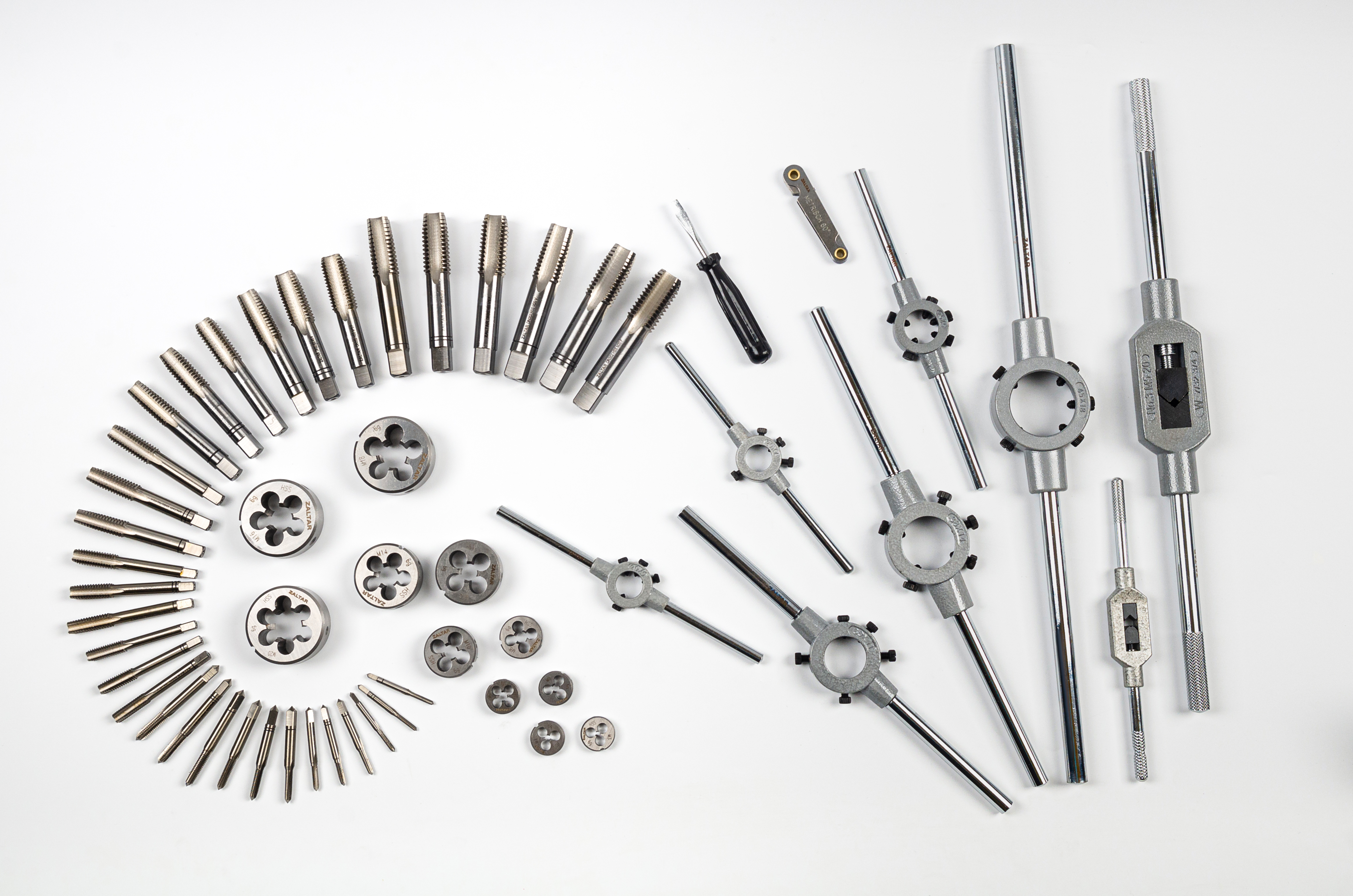 Набор резьбонарезного инструмента STM 35 HSS, 54 пр., M3-M4-M5-M6-M8-M10-M12-M14-M16-M18-M20 (ZA-10723)