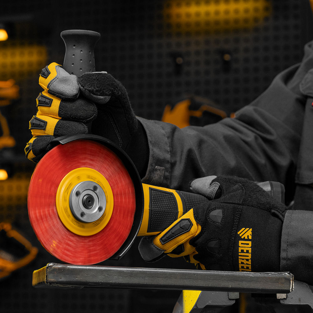 Щетка для УШМ, 125 мм, Плоская, нейлоновая щетина, посадка 22,2 мм Denzel (74461)