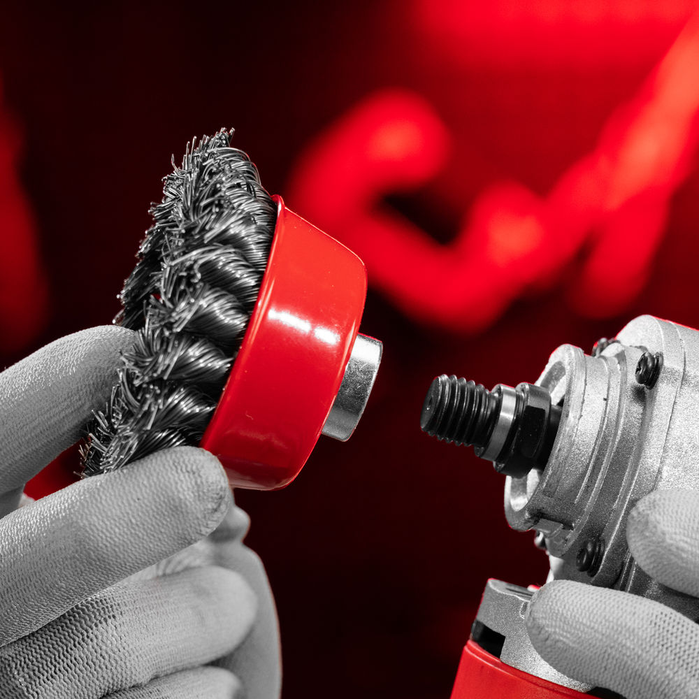 Щетка для УШМ, 75 мм, М14, чашка, крученая проволока 0.5 мм Matrix (74624)