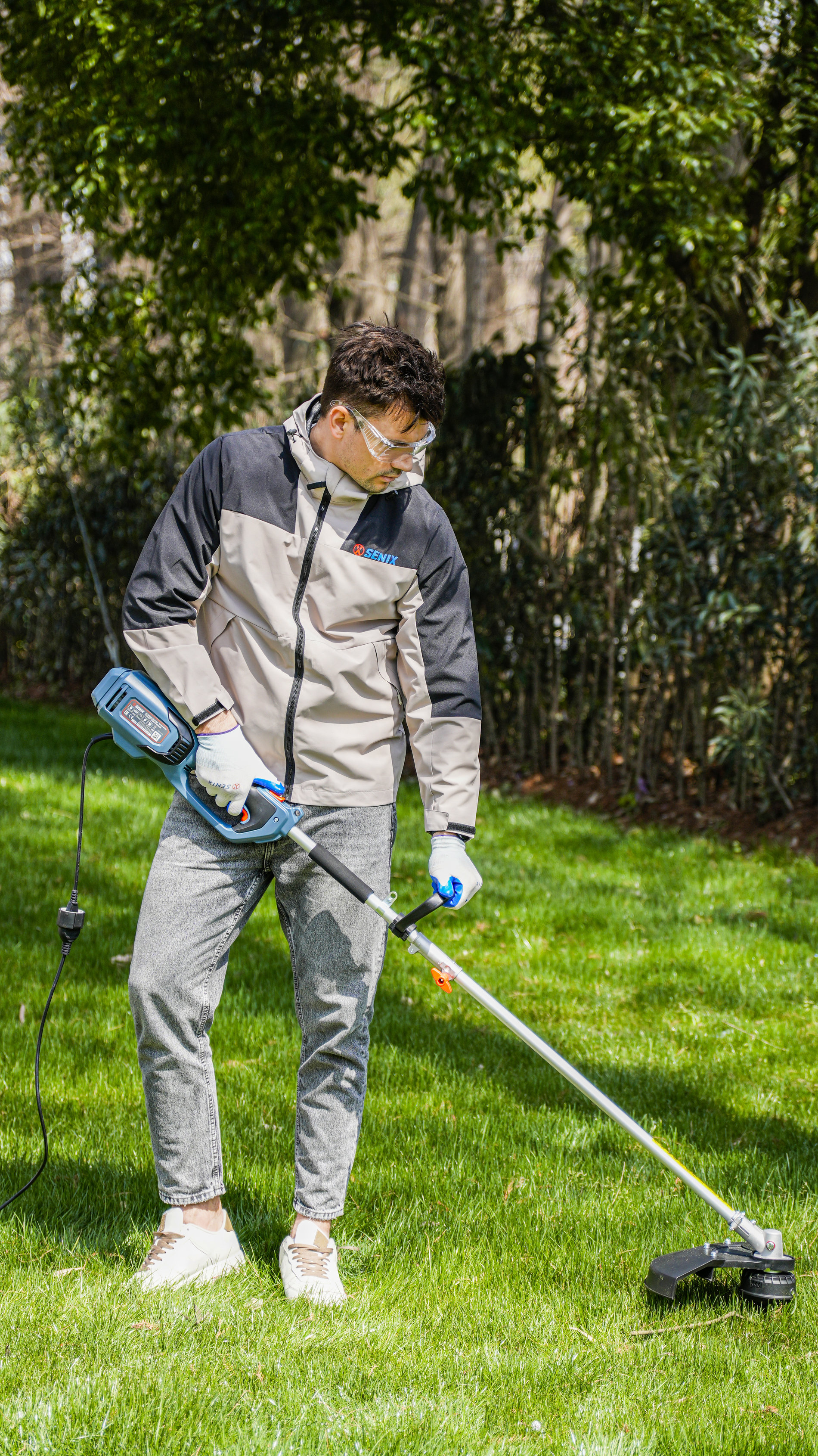 Триммер сетевой, 1200 Вт, 34 см (леска), 23 см (нож), D-рукоятка