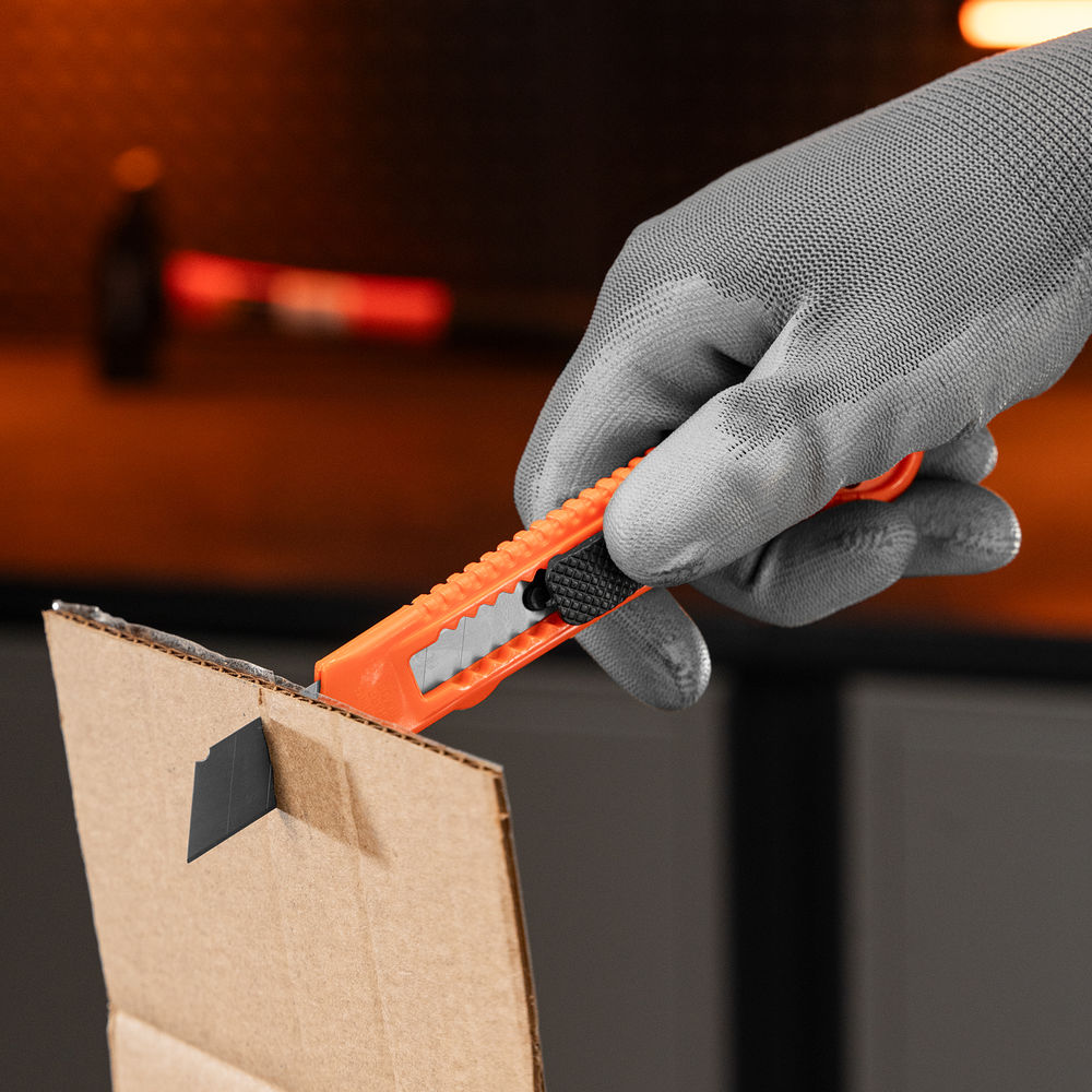 Нож, 18 мм, выдвижное лезвие Sparta (78974)