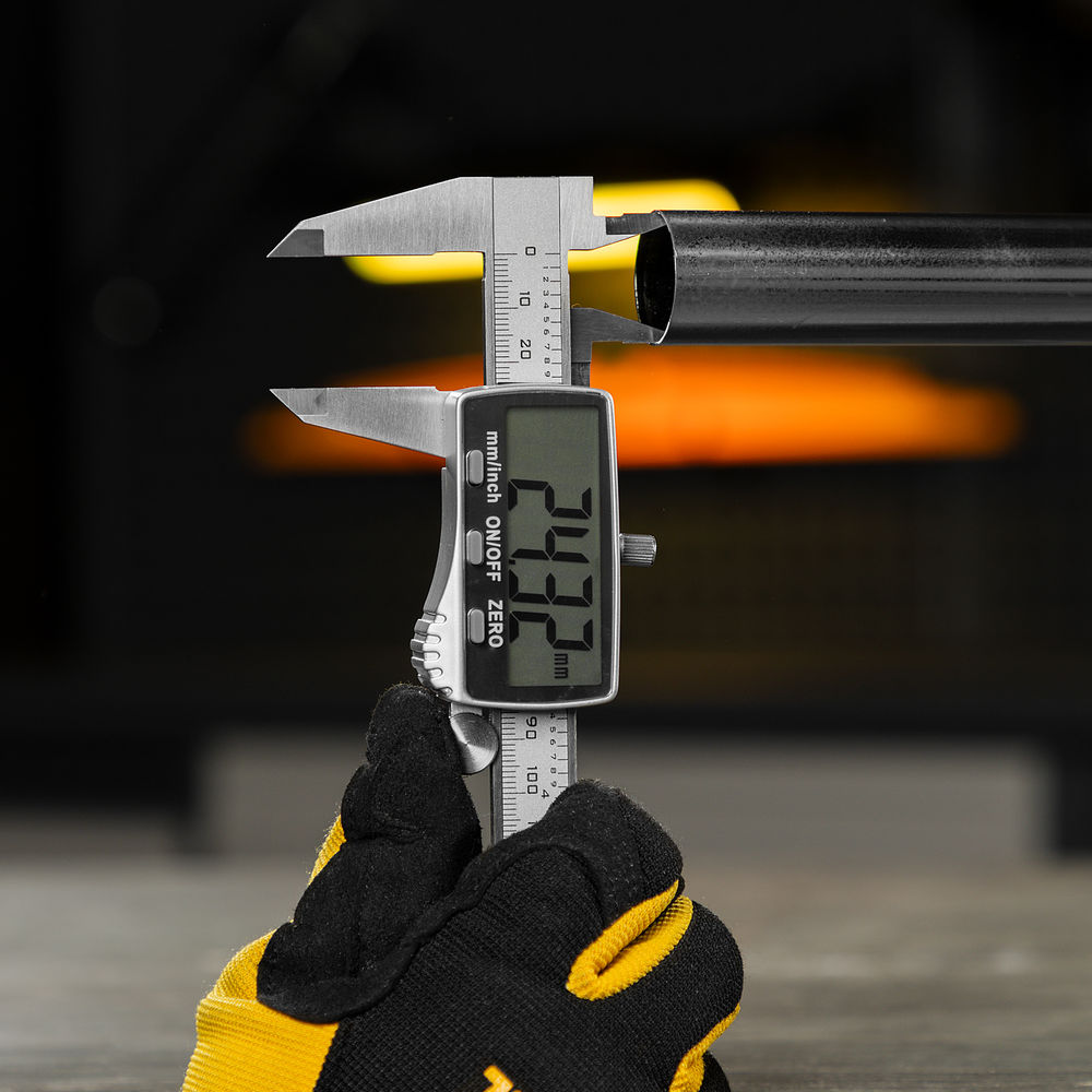 Штангенциркуль, 150 мм, электронный, большой дисплей, с глубиномером Denzel (31614)