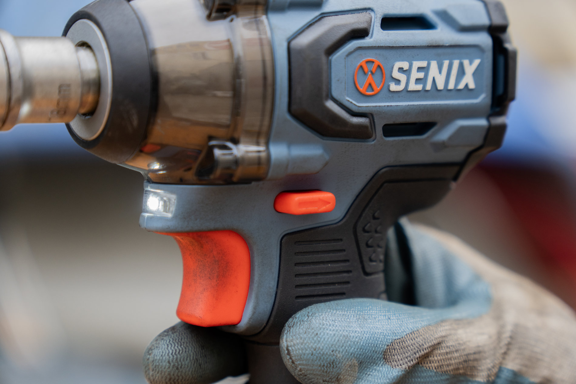 Импульсный гайковерт 1/2, 330 Нм, 1х4Ач, ЗУ, кейс X2 20В