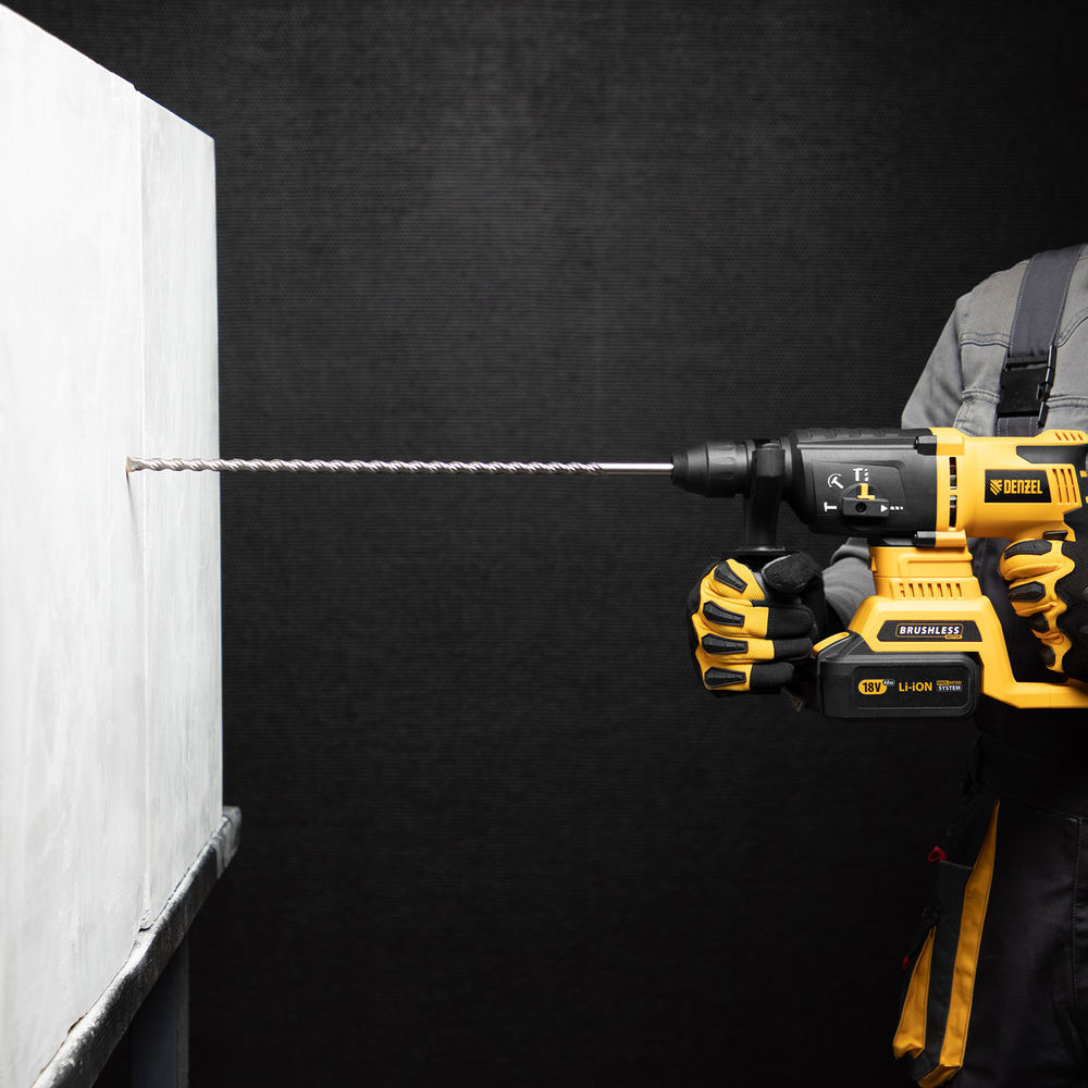 Бур по бетону, двойная спираль, три пылеотводящие кромки, 12 x 460 мм DENZEL (705027)