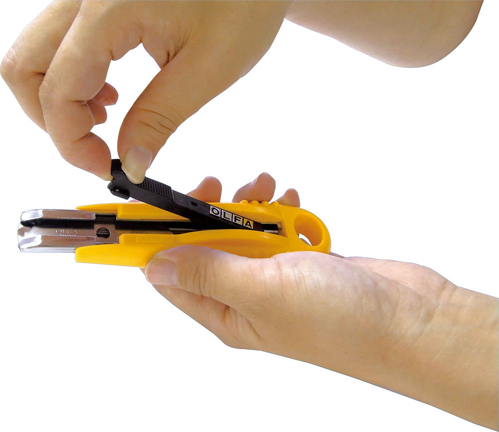 Нож с выдвижным лезвием 17.5 мм OLFA OL-SK-4