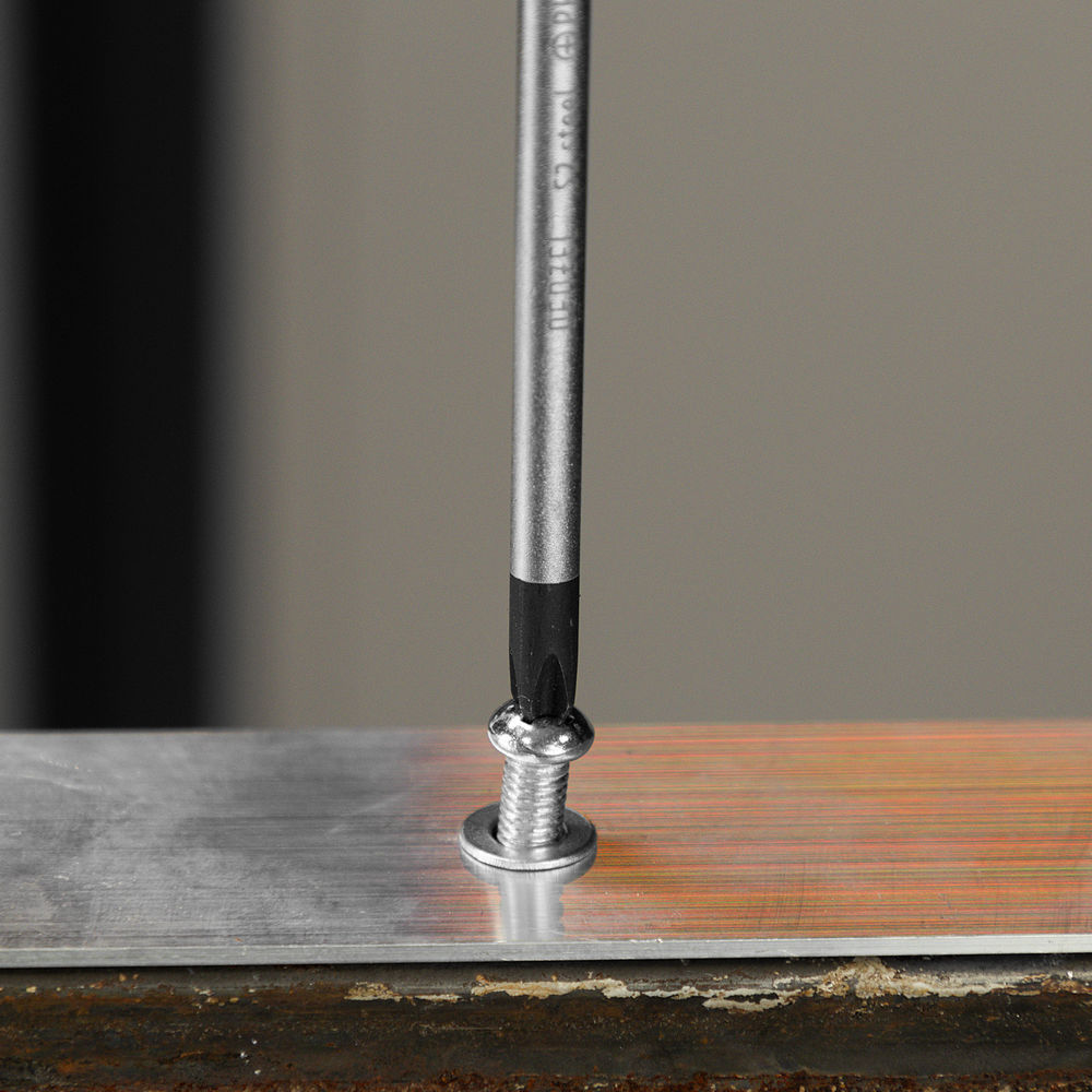 Отвертка, PH2х100 мм, S2, 3к рукоятка Denzel (121787)