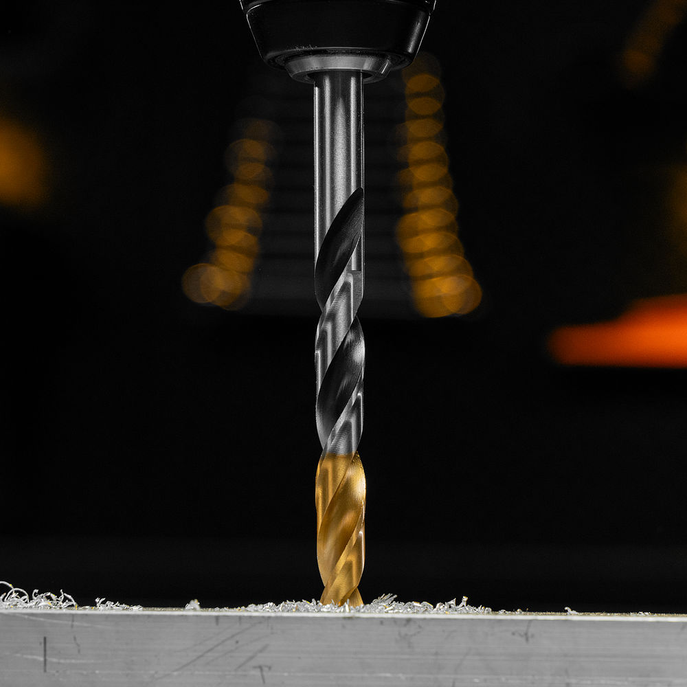 Сверло спиральное по металлу 10 x 133мм, Р6М5, Golden Tip, многогранная заточка Denzel (718285)