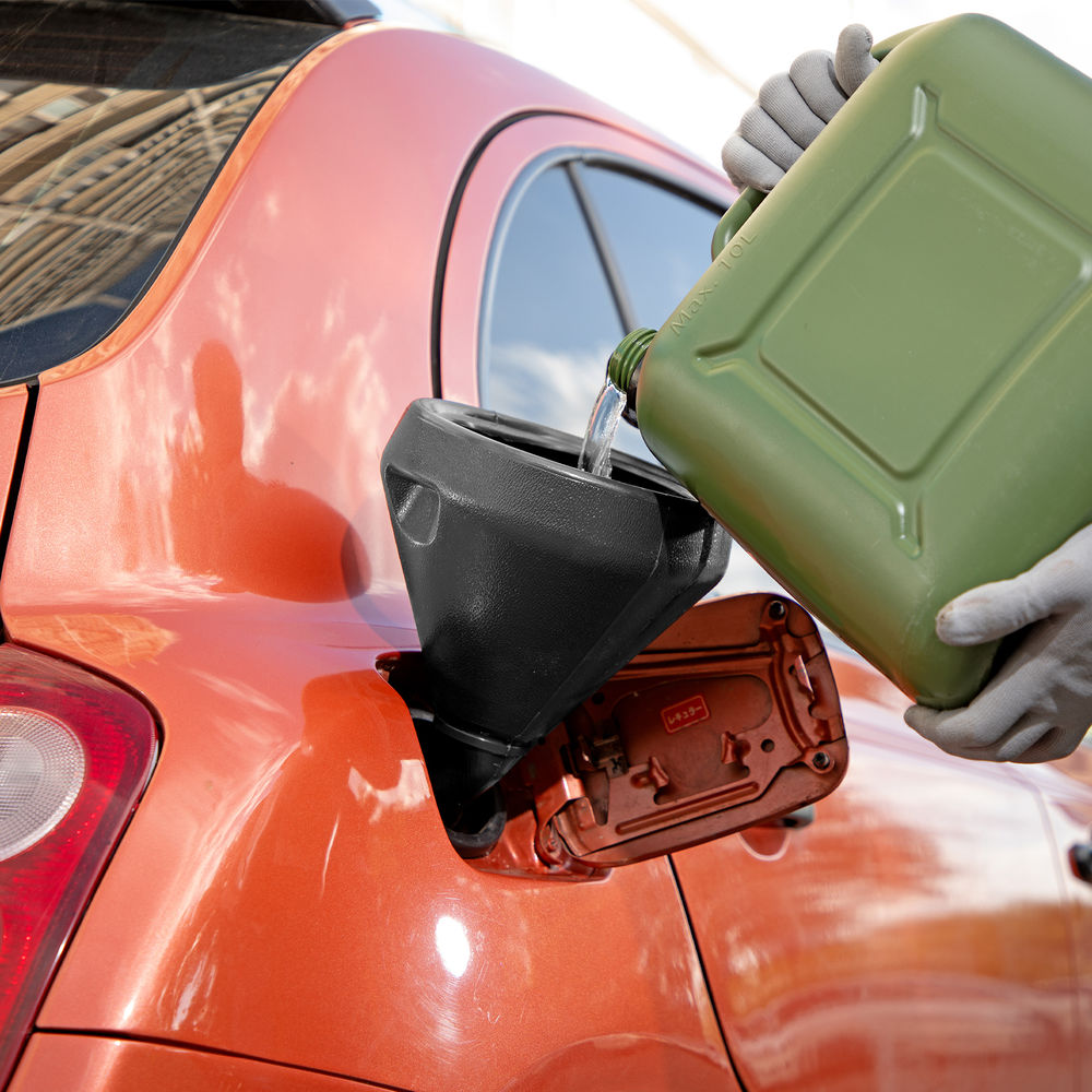 Воронка пластиковая с сетчатым фильтром 160 мм Stels (53723)