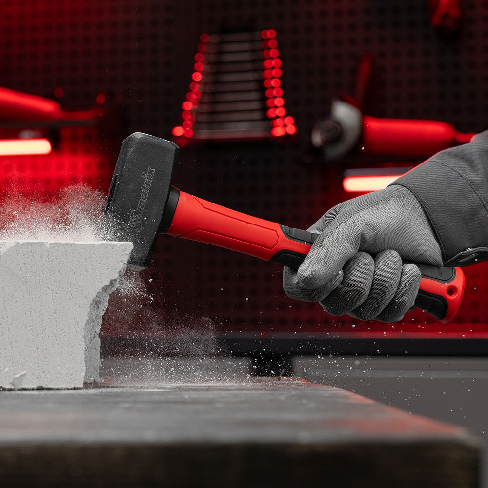 Кувалда optimal, 1000 г, фибергласовая обрезиненная рукоятка Matrix